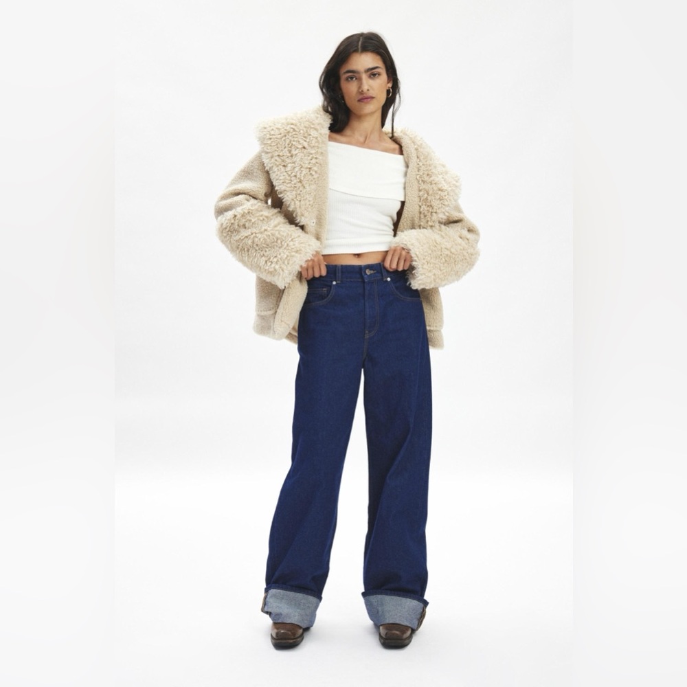 Urban Outfitters 🐻 Kimchi Blue Amelia Faux Fur Trimmed Fleece Coat 🤎 SMALL